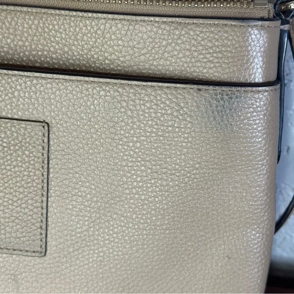 Coach Beige Leather Crossbody Bag - Picture 3 of 7